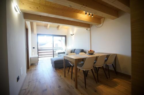 Dosso Veronza Apartment | A93A Apartment Alicia