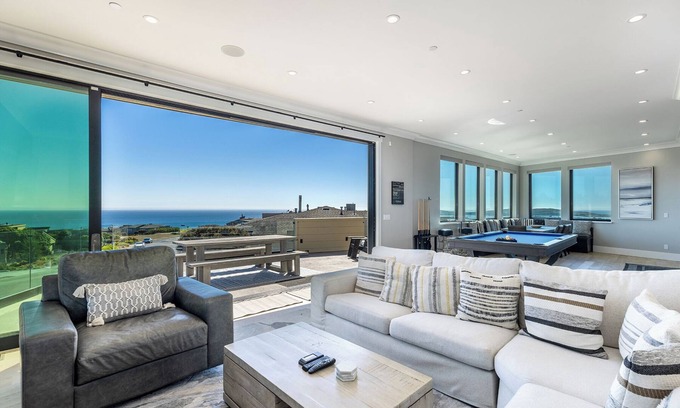 Bodega Bay House | Above Par: Spa, Coastal Views, Pool table, Walking Distance To Beach