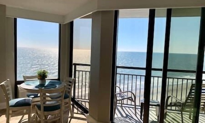 Myrtle Beach Condo | Absolute Beach Pet Friendly Oceanfront