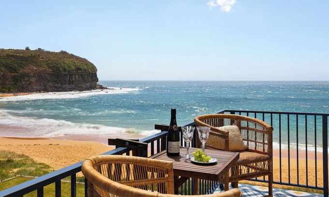 Mona Vale Apartment | Absolute Beachfront Apartment - 'On the Beach' Mona Vale