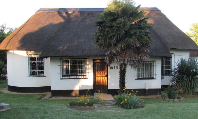eNtokozweni Apartment | Absolute Leisure Cottages