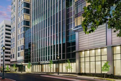 Bethesda Hotel | AC Hotel by Marriott Bethesda Downtown