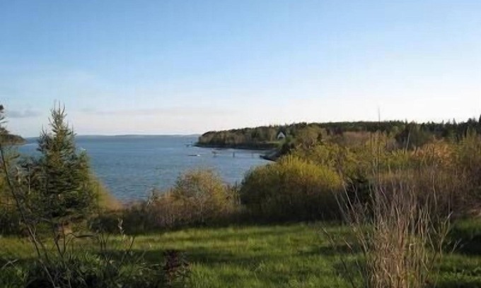 West Tremont Cottage | Acadia Nat'l Pk minutes away, cozy seclusion, beautiful views.