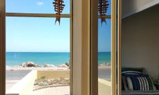 Glenelg North Apartment | ACAILL ACCOMMODATION - Esplanade Living! SELF CHECK-IN, SELF CHECK-OUT