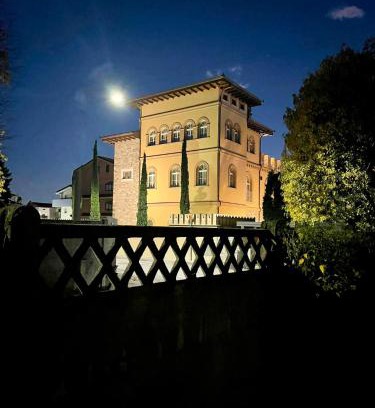 Cesate Hotel | Accomodation Hotel Castello Il Codirosso