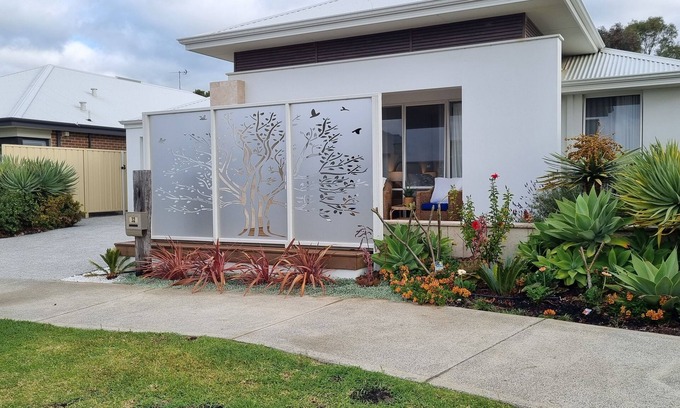 Dunsborough House | Ace on Par Studio- Central Dunsborough