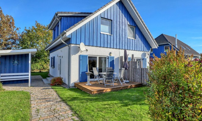 Altefaehr House | Achterblick 2 by Interhome