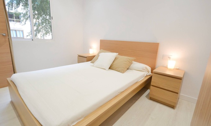 Arxiduc Apartment | Acogedor Apartamento Cerca del Paseo de la Blanquerna