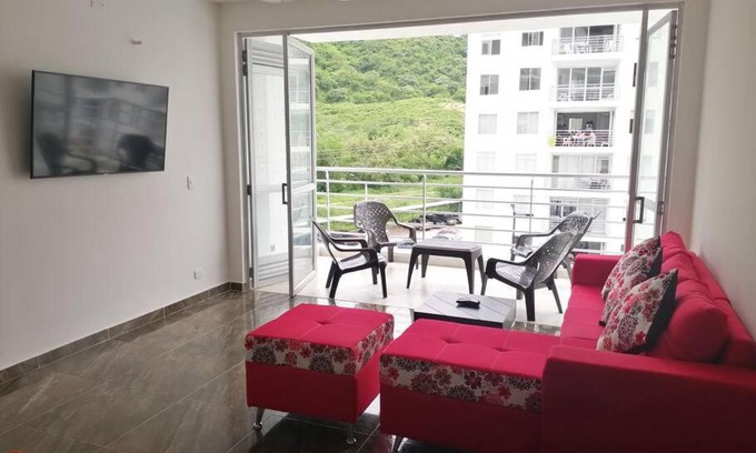 Girardot Apartment | Acogedor apartamento en Girardot: Aqualina Orange