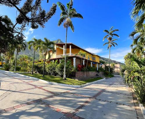 San Diego Hotel | Acogedora Alojamiento en Casa de Montaña