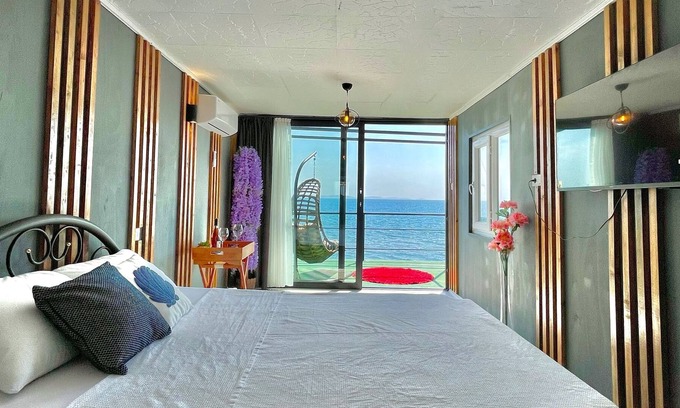 Yesilyurt Koyu Hotel | Ada Tiny House Otel