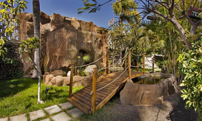 Los Llanos Apartment | Adjovimar Apartamentos