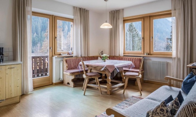 Ultimo Apartment | Adlerhorst Rotkehlchen