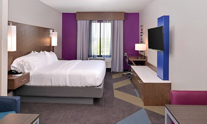 Benton House | Adorable King Suite! Indoor Pool, Gym