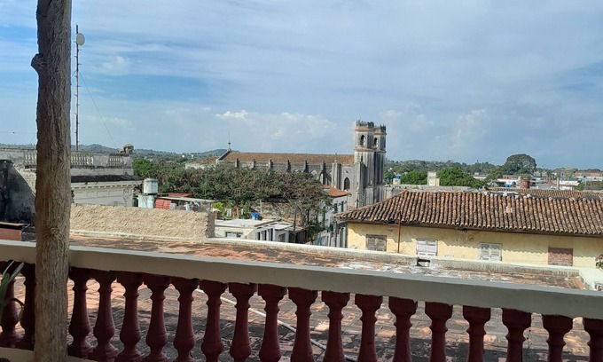 Santa Clara Bed & Breakfast | Adrianos Hostal