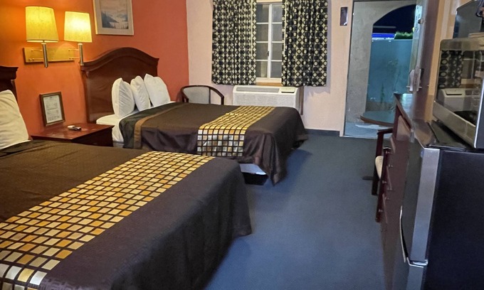 Mojave Hotel | Aerospace Inn