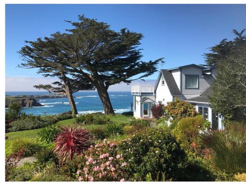Mendocino Bed & Breakfast | Agate Cove Inn