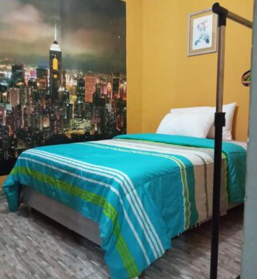 Veintiseis de Octubre House | Agradable casa con garaje