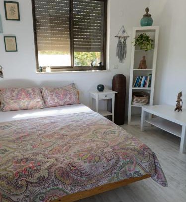 Lehavot HaBashan House | AguaLife - A private room with private shower