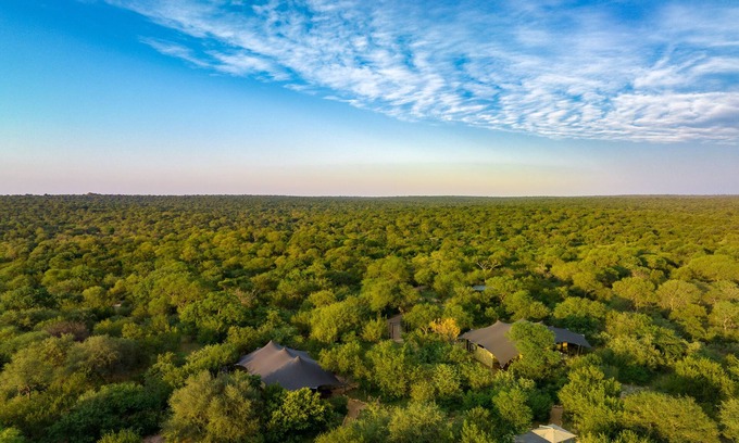 Hoedspruit Villa | Airconditioned Villa with Canvas Roof