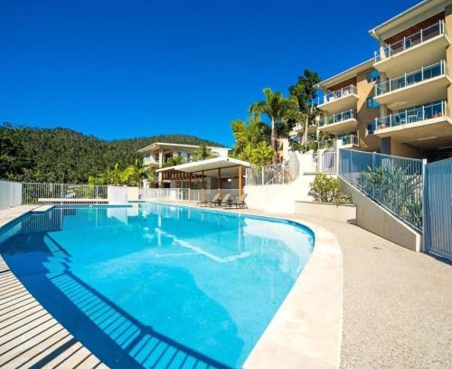 Airlie Beach Apartment | Airlie Summit Ocean Retreat