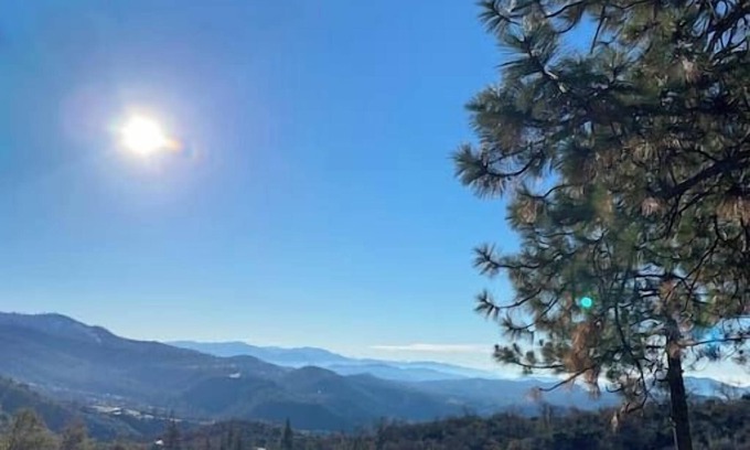 Dunlap Apartment | Airstream - 15 Minutes to Kings Canyon