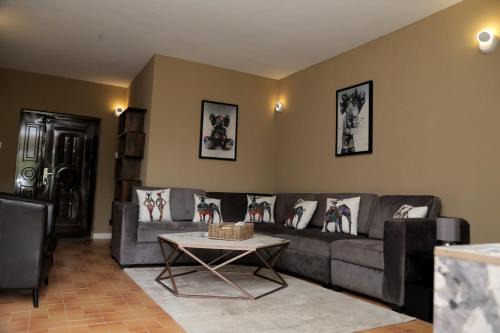 Etete Apartment | AJ HOMES