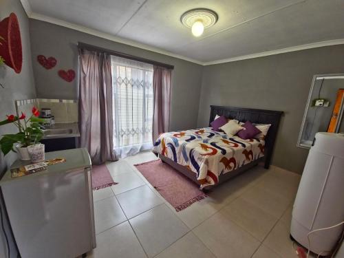 Mamaolo Apartment | Akwaaba Fie Guesthouse