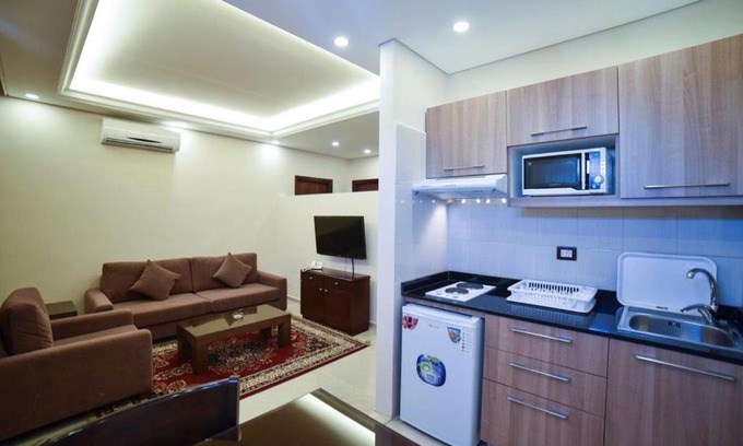 Hamra Hotel | Al Jawhara Suites
