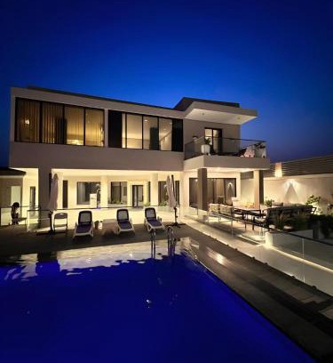 Dhahran Villa | Al Qand Chalet For Families Only