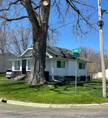 Albert Lea House | Albert Lea revival