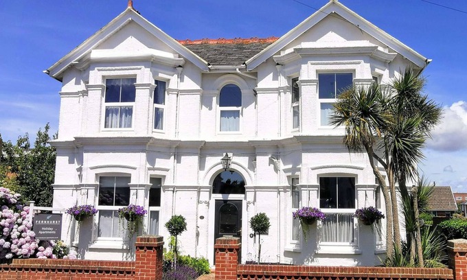 Shanklin Apartment | Alexandra apartment fully equipped including smart TV