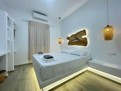 Tourlos Hotel | Alexandra Suites & Rooms - MYKONOS PORT