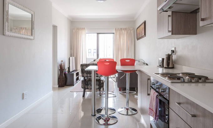 Greater Johannesburg Metropolitan Area Apartment | #AlimamaSpaces: The Manson's Ridge