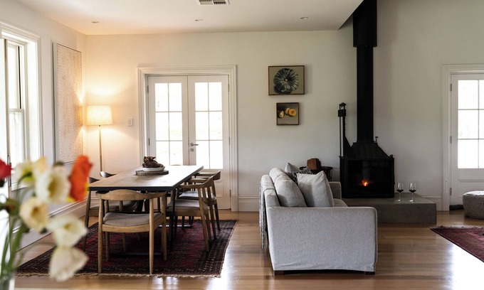 Greenock Cottage | Alkina Old Quarter Accommodation