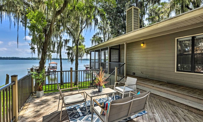 Madison House | 'All Decked Out' Home on Cherry Lake w/Dock!