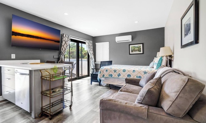 Ocean Ridge Condo | All Inn on Edisto - Cozy Studio Condo Close to Everything