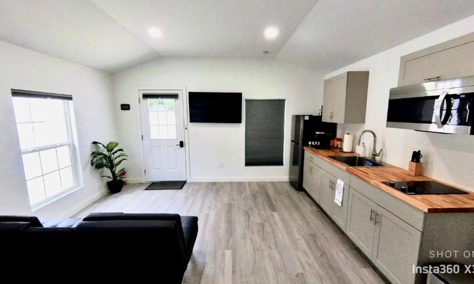 Brandon Apartment | All modern Studio with private entry & parking.