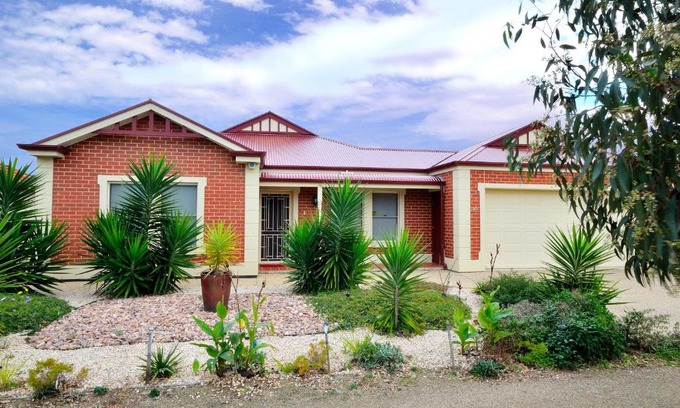 Port Elliot House | All Seasons Port Elliot Holiday House