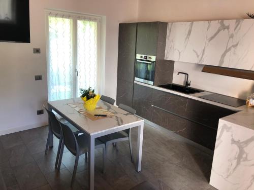 Volano Apartment | Alla palazzina