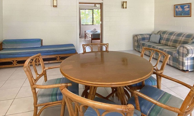 Arcadia Apartment | Alma Bay Holiday Unit 2