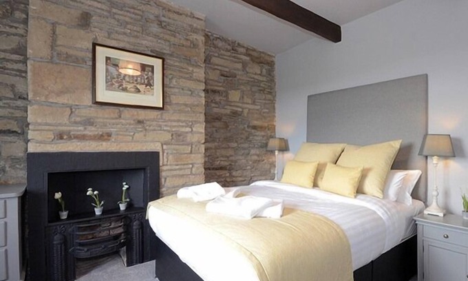 Sowerby Bridge Hotel | Alma Inn