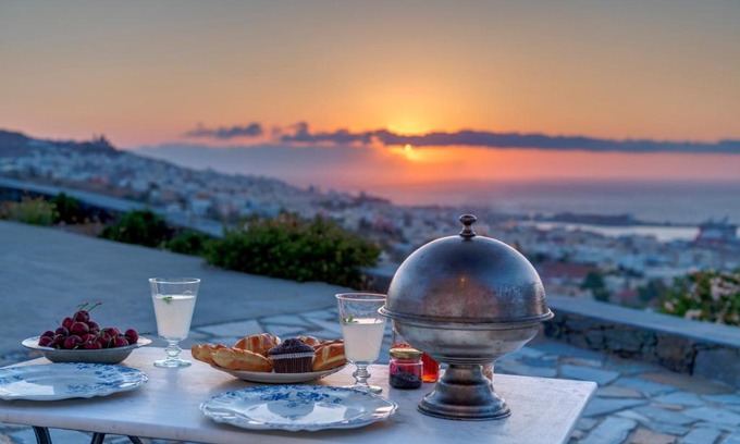 Syros House | ALMA LIBRE SYROS