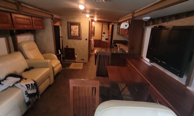 Williston House | Almost There Rolling Retreat - Your cozy escape for R&R