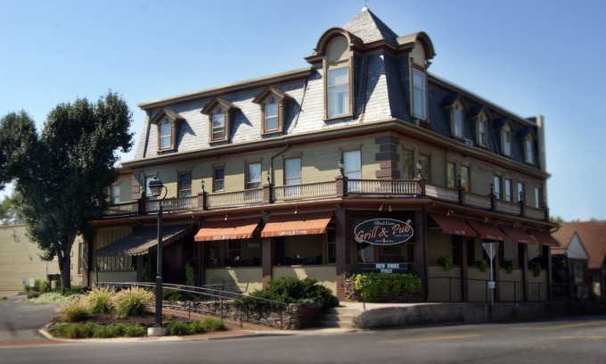 Abbottstown Hotel | Altland House Inn and Suites