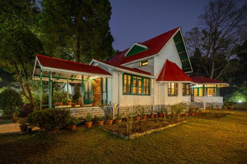 Kurseong Villa | amã Stays & Trails - Wayside Villa, Kurseong