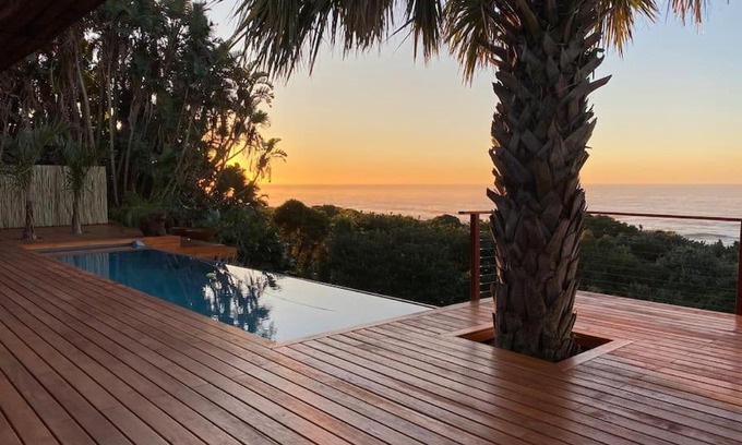 Trafalgar House | Amasundu Beach House Trafalgar