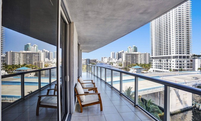 Hallandale Beach Apartment | AMAZING 3BD CONDO BEACHWALK RESORT