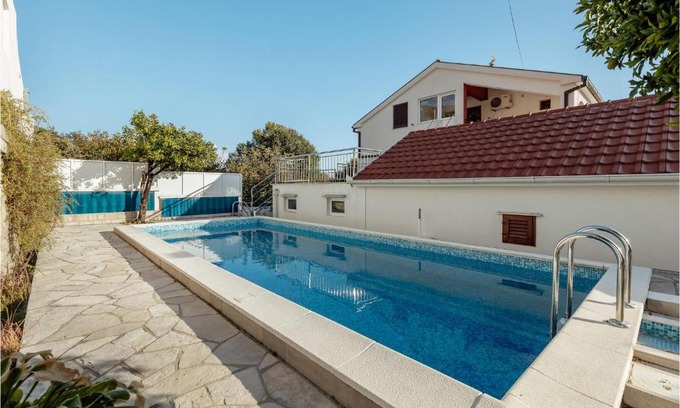 Topla Apartment | Amazing Apartment In Herceg Novi With Kitchen