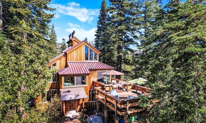 Bear Valley House | Amazing Architecture - Views all around VH#113 by Bear Valley Vacation Rentals